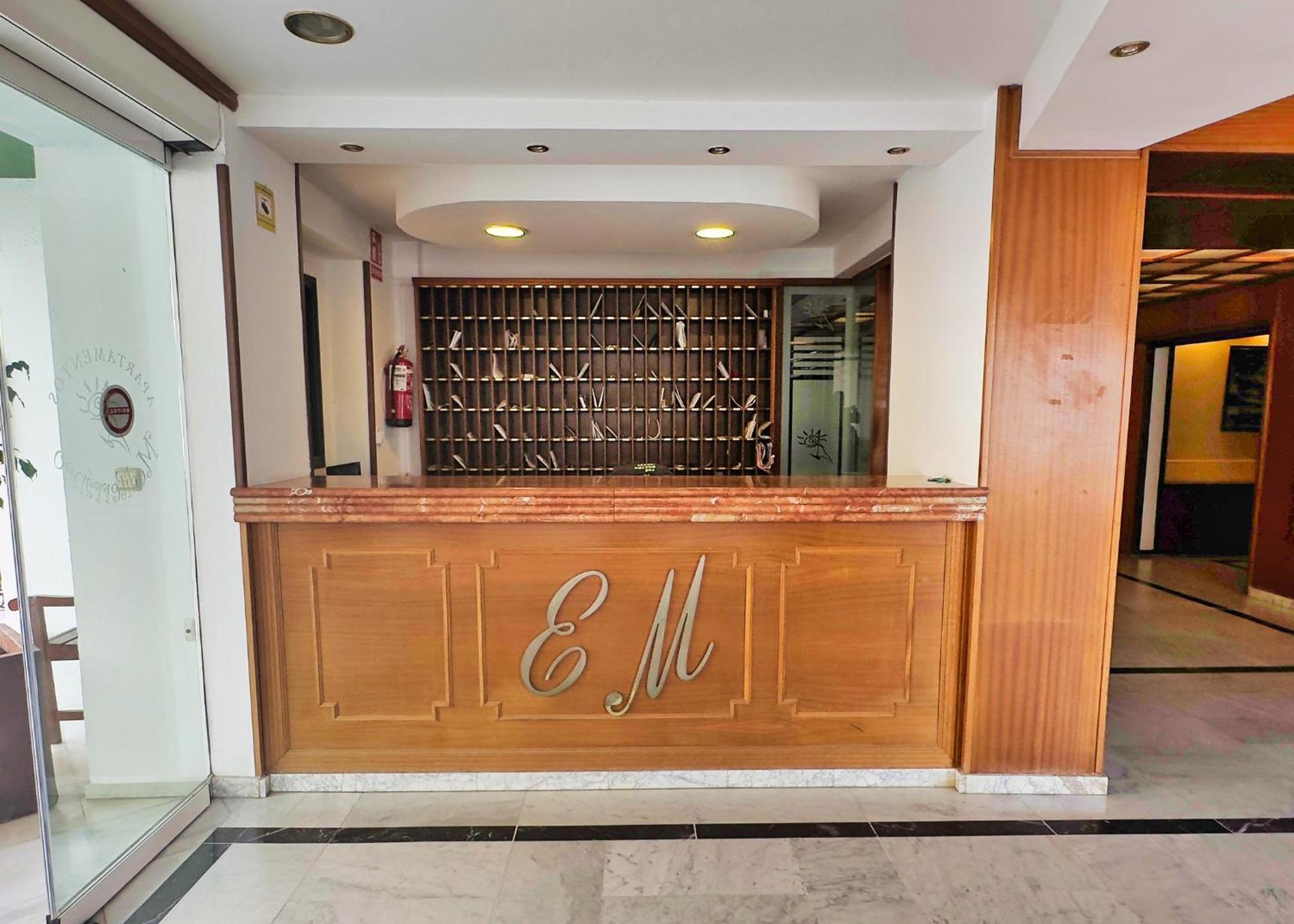 Mediterraneo 508. Fantastic Studio On The Beachfront With Sea Views. Марбелья Экстерьер фото
